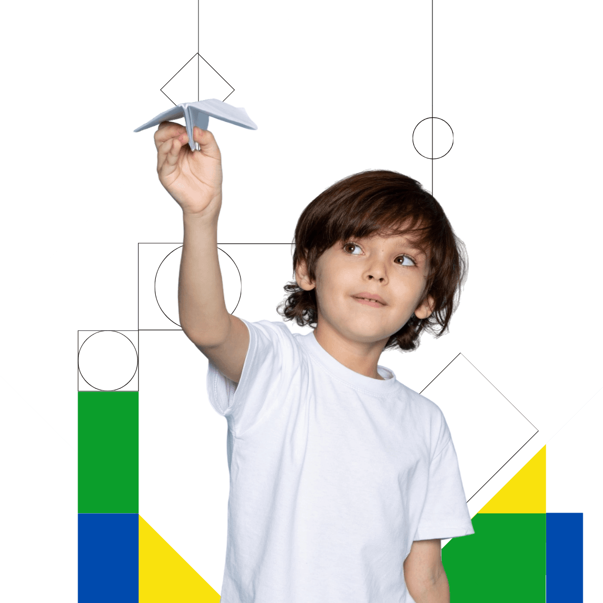 Criança explorando aprendizagem - Brasil Editora